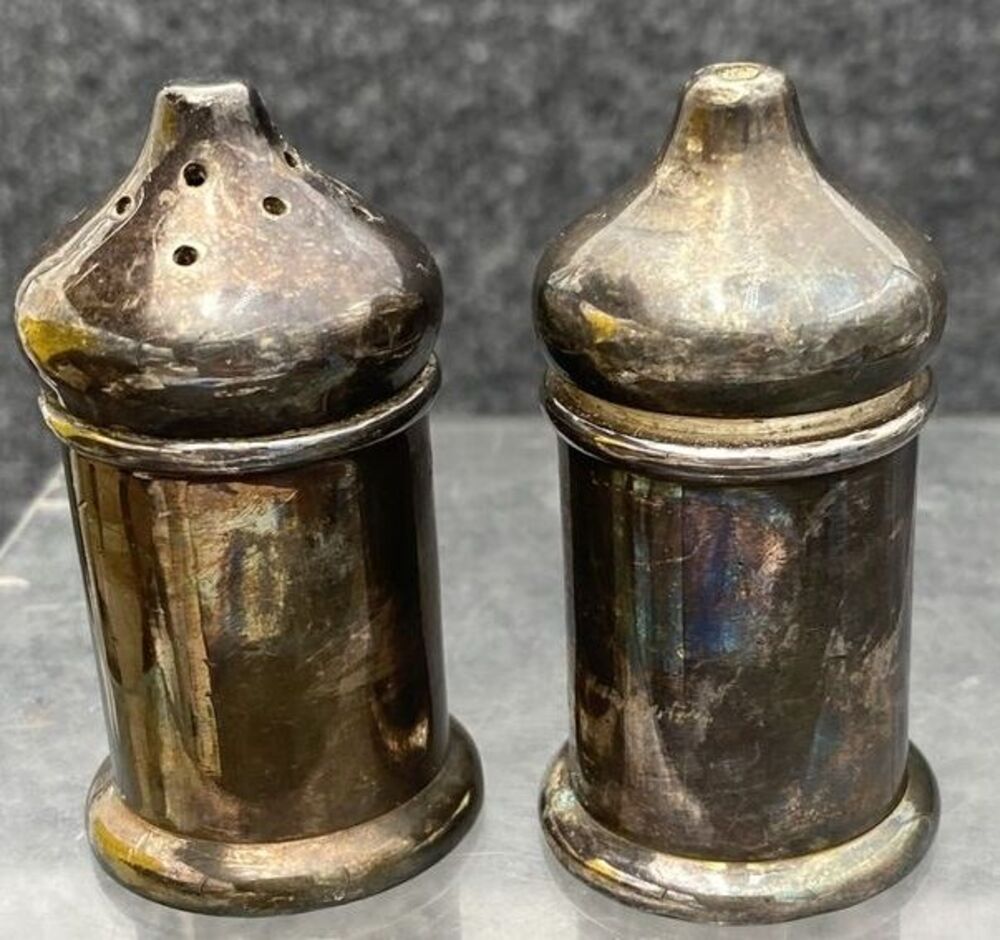 ViTG Gladwin Ltd Sheffield Embassy Silver Plate Salt Pepper Shakers Hotel 2.75"